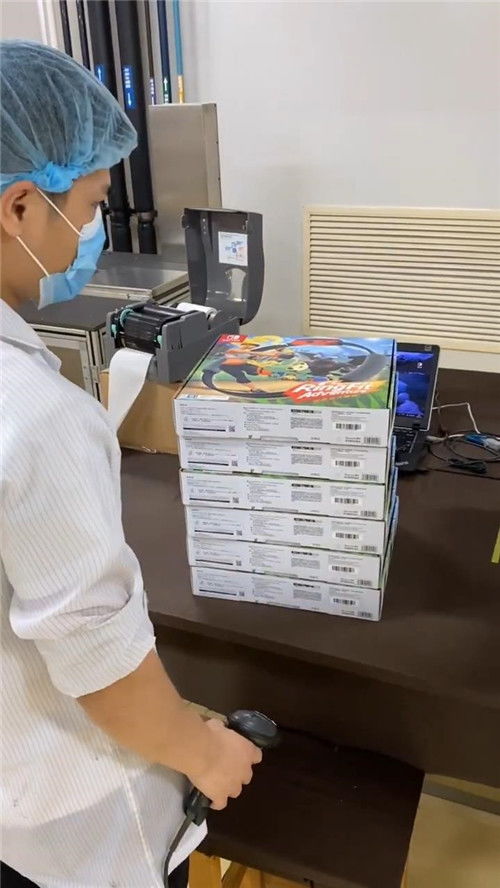 健身環(huán)大冒險(xiǎn)即將發(fā)售，工人們?nèi)M裝健康護(hù)具